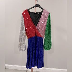 Alice Olivia cuts sign sequin dress